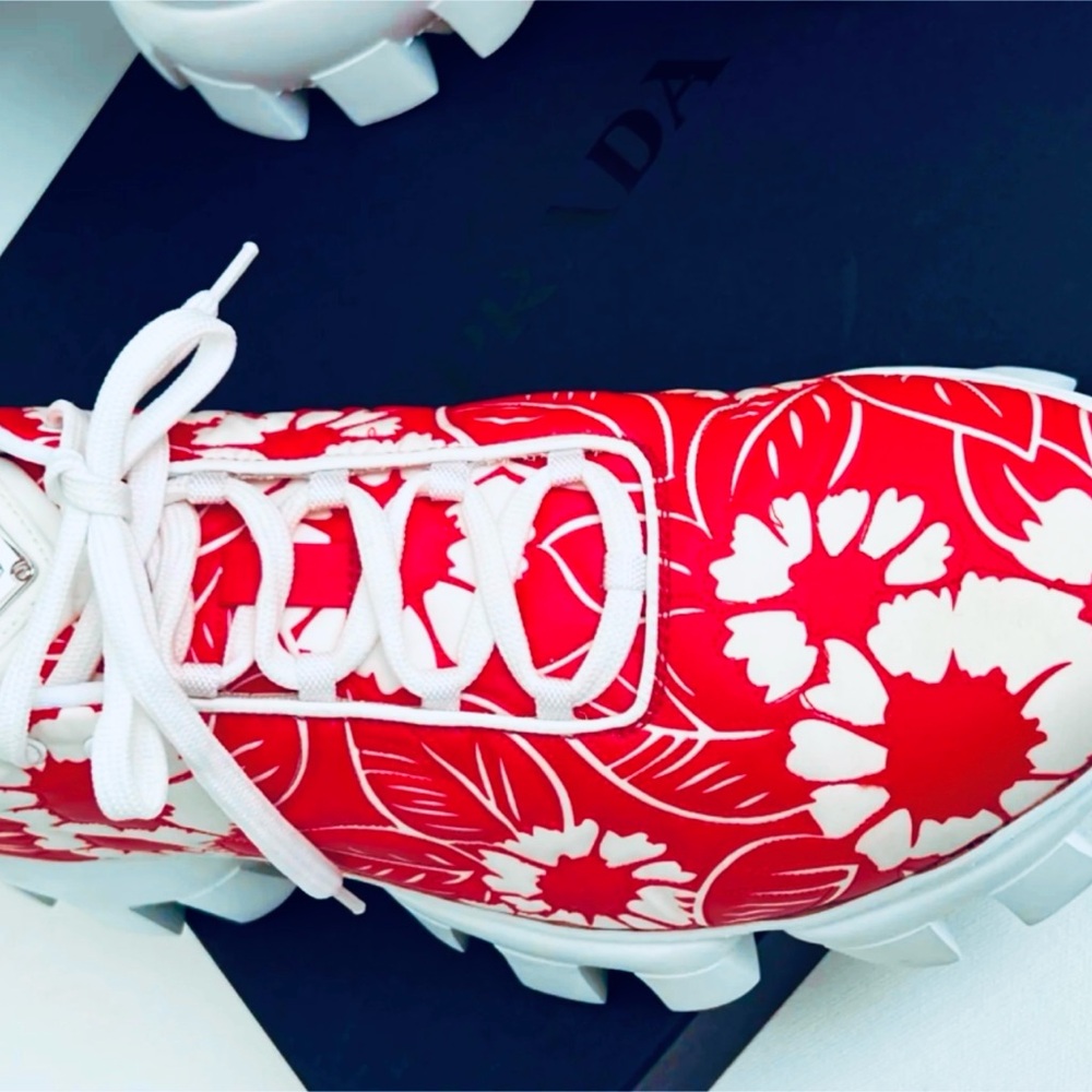 Prada Rare Lux Sneakers, Red w/White Flowers, Unisex Men’s US 9 EU 42 Xmas Gift - Picture 9 of 17